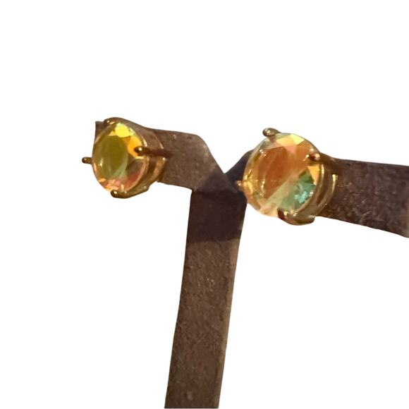 Sabika LIKE Stud Earrings - Picture 1 of 15